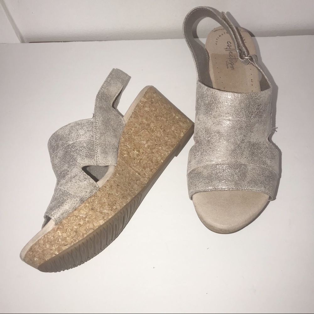 CLARKS ANNADEL IVORY WEDGE SANDAL/SIZE 9.5M